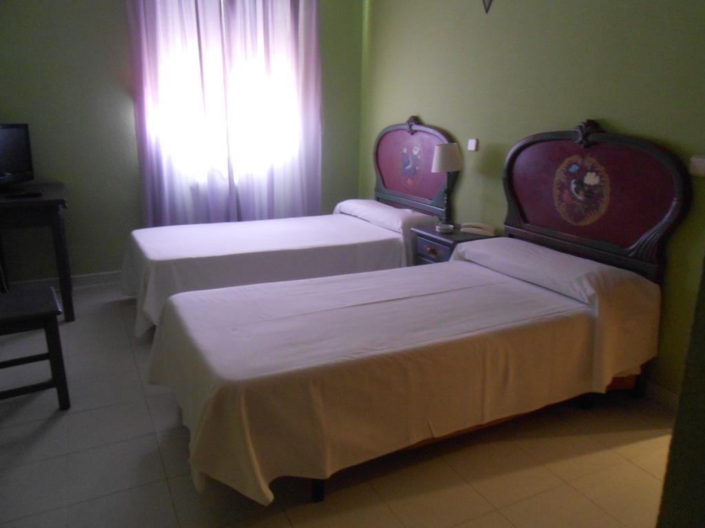 Hostal Burgos Torrecaballeros Ngoại thất bức ảnh
