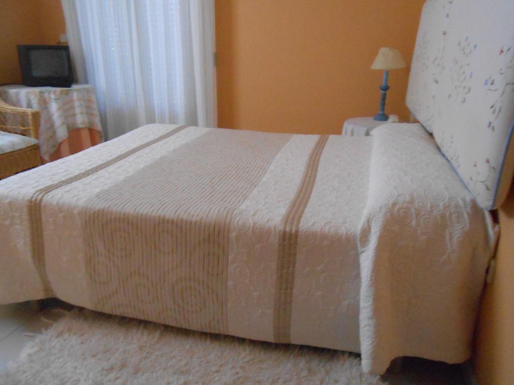 Hostal Burgos Torrecaballeros Ngoại thất bức ảnh